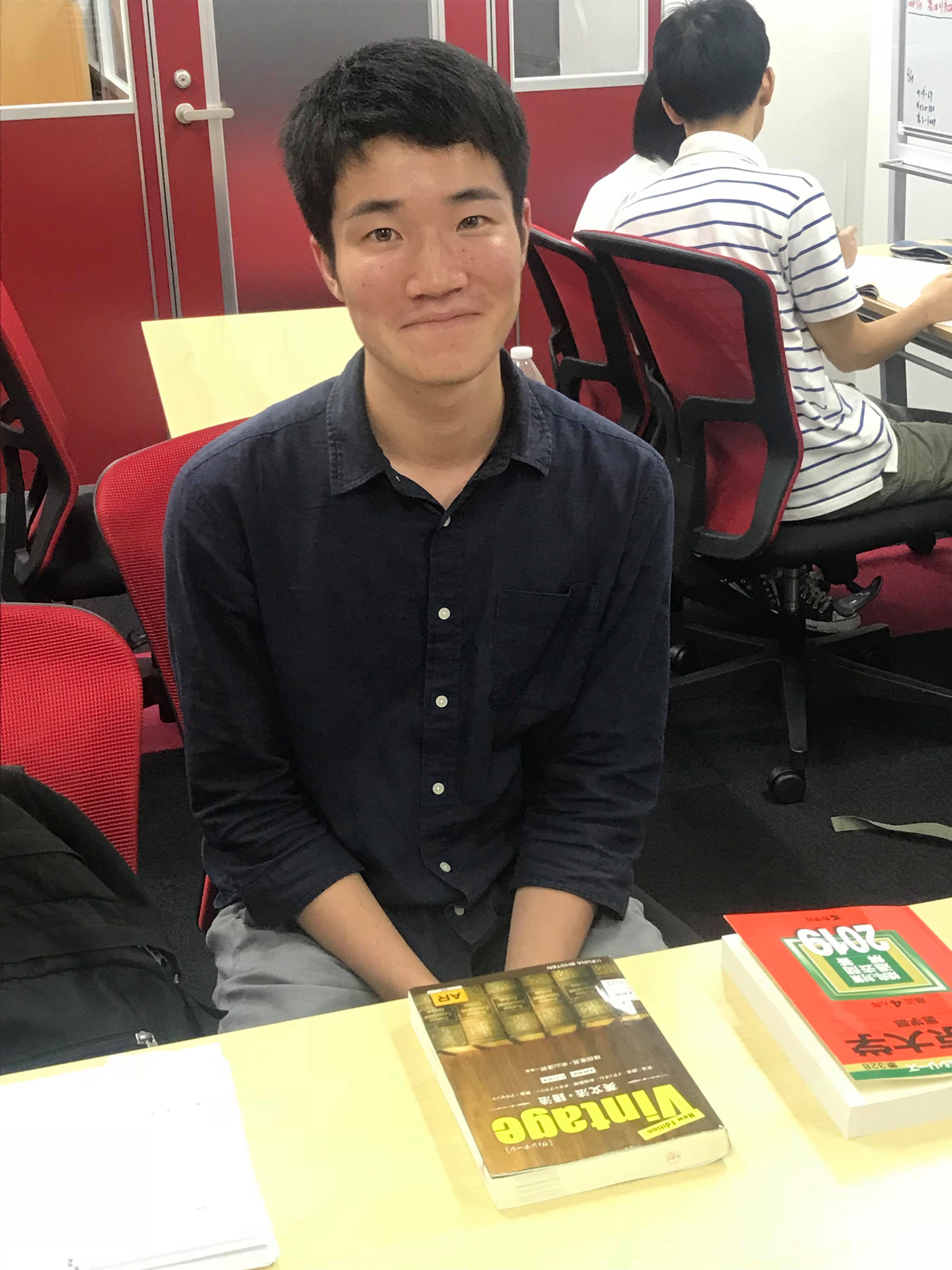 上野校の文系講師紹介 ９ 伊藤 初 先生 予備校なら武田塾 上野校