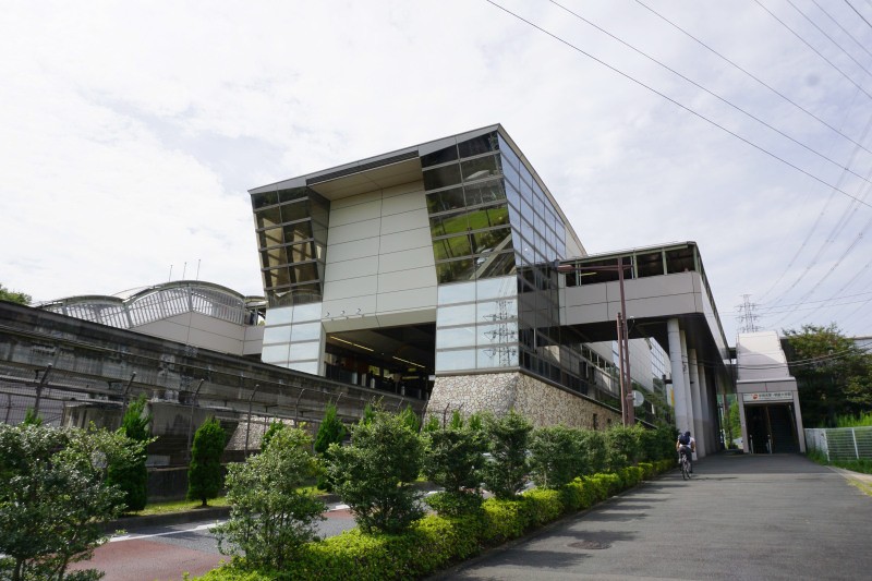 Chuo-Daigaku-Meisei-Daigaku-Station