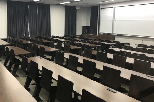 大学の講義室