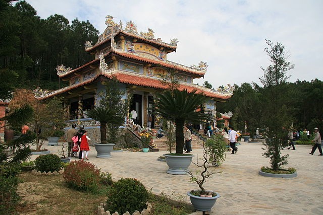 ベトナムのお寺