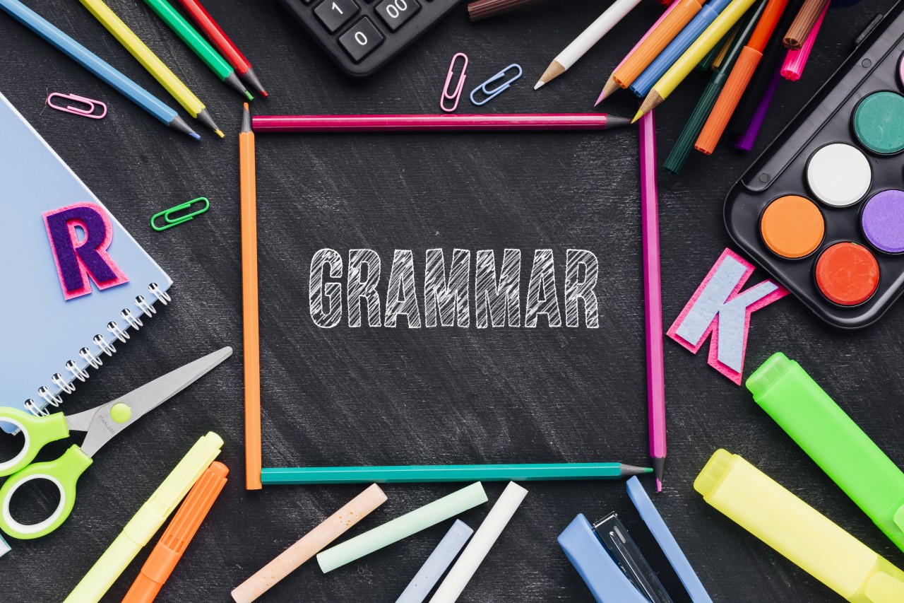 grammar-word-chalkboard-with-school-supplies