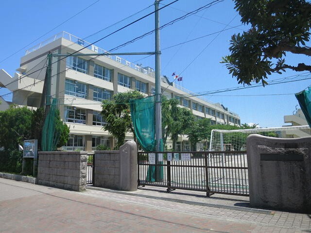 上平井中学校画像