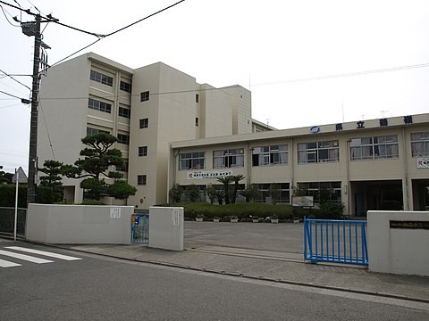 480px-Tsurumine_highschool