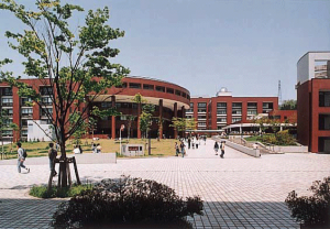 kanazawa-university-300x208
