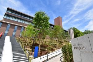 豊田工業大学