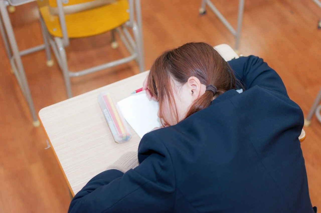 【勉強効率化！】世界の研究で受験生の睡眠の悩みを一挙に解決！