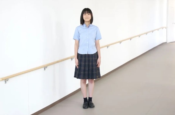 園田学園　制服　夏服