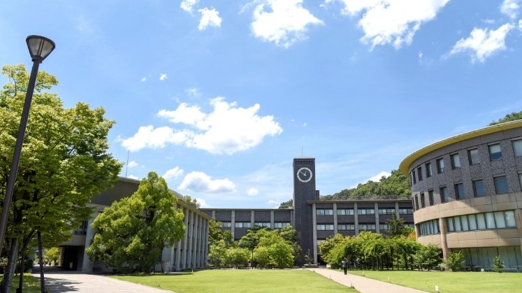 立命館大学　キャンパス　写真