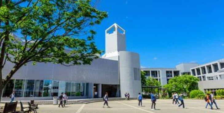 大学受験　流通科学大学　写真