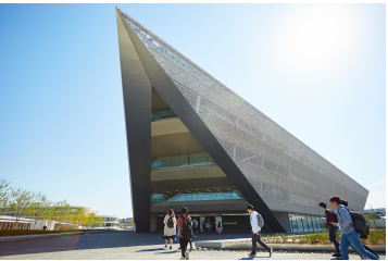 追手門学院大学　キャンパス　画像