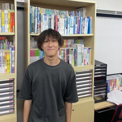 平尾伊吹先生【早稲田大学人間科学部】先生