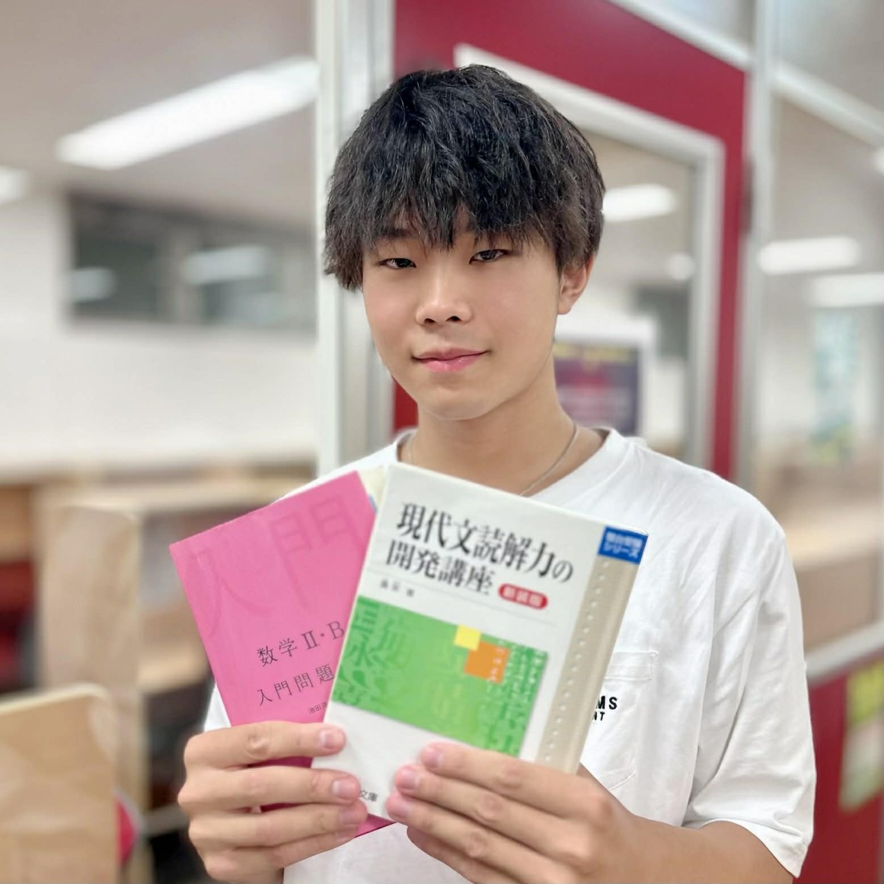 福安先生(中央大学経済学部)先生