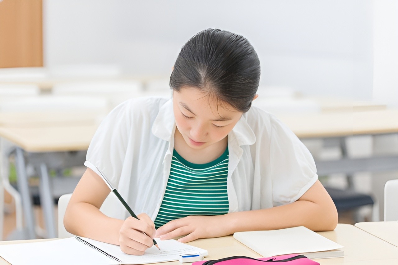 高校生におすすめの夏期講習は？大学受験で失敗しない選び方と塾・予備校比較