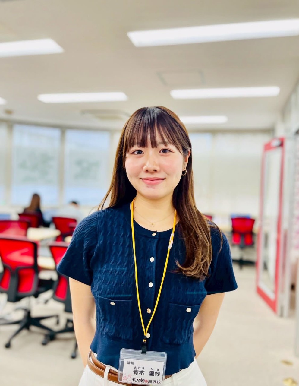 青木先生(慶應義塾大学法学部・フェリス女学院卒)先生